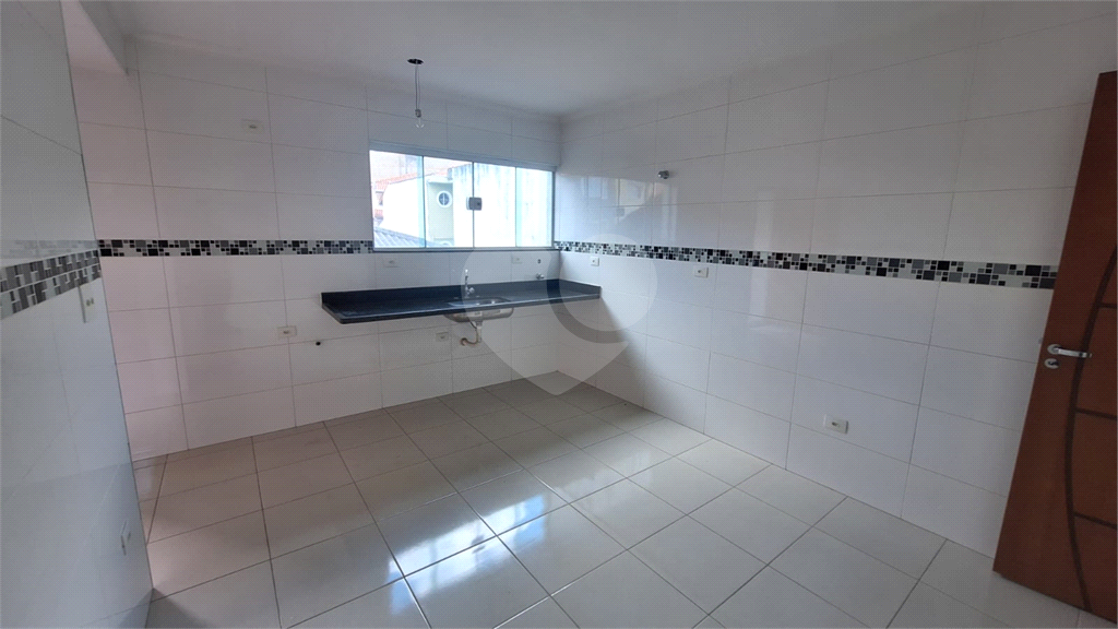 SOBRADO 3 DORMS (1 SUÍTE) E 6 VAGAS DE GARAGEM 225m² NA VILA NOVA MAZZEI