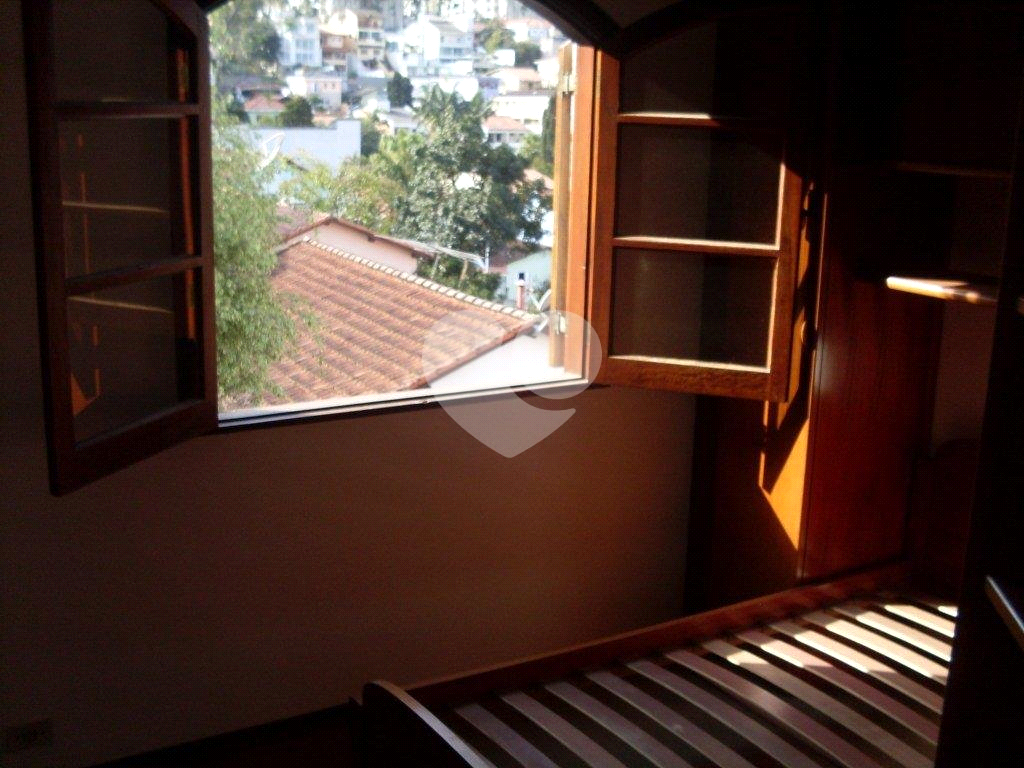 CASA em VILA IRMÃOS ARNONI