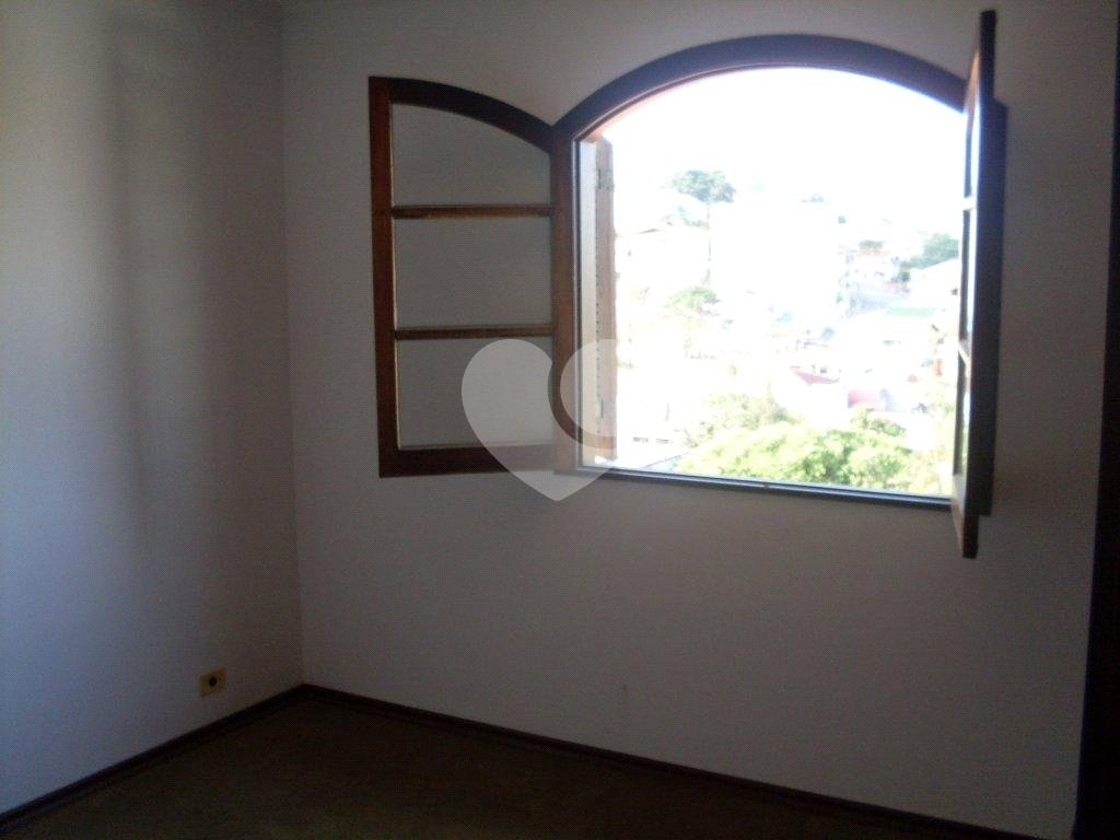 CASA em VILA IRMÃOS ARNONI