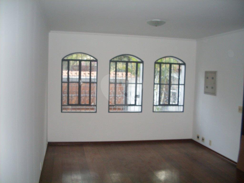 CASA em VILA IRMÃOS ARNONI