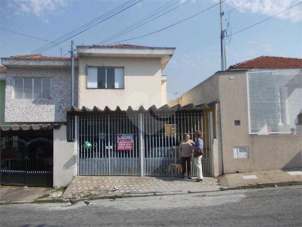 Sobrado com 2 dormitórios