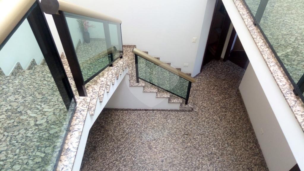 Belíssima Casa de Alto Padrão no Jardim França!