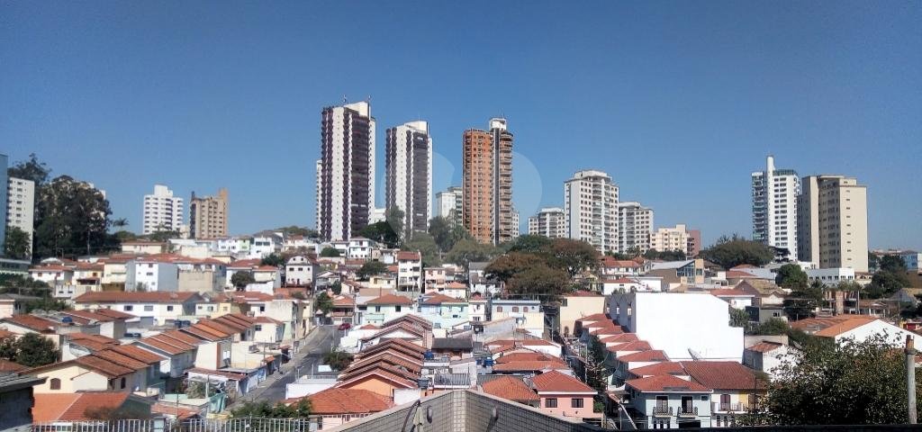 Belíssima Casa de Alto Padrão no Jardim França!