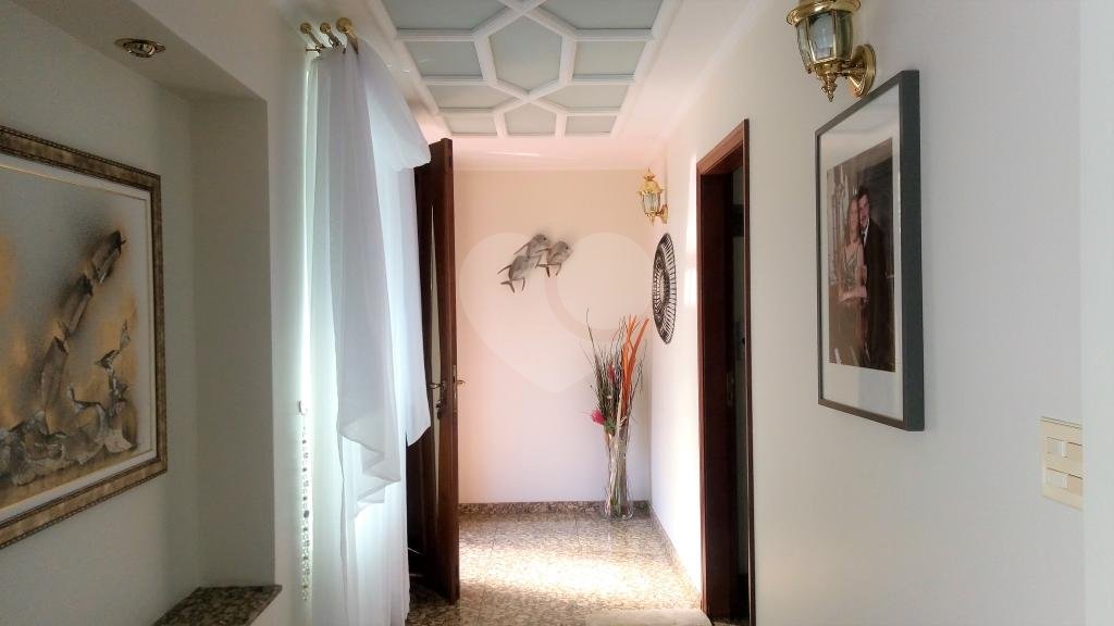 Belíssima Casa de Alto Padrão no Jardim França!