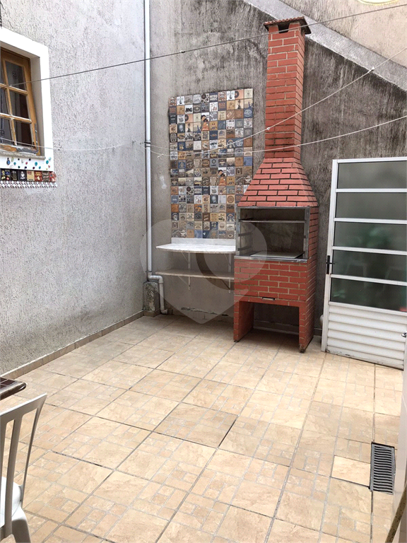 Sobrado com 04 Dormitórios por R$ 900.000,00