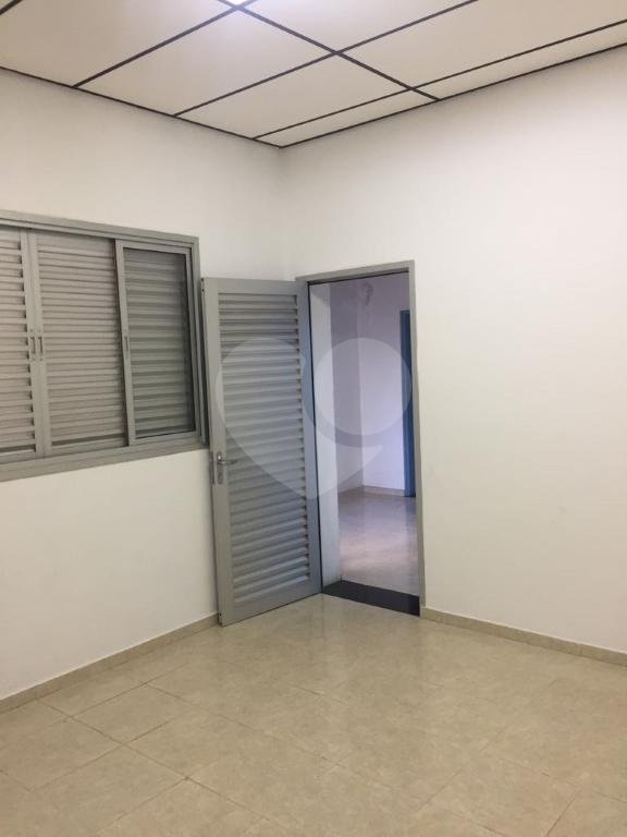 Sobrado à venda com 4 quartos, 220m² - Foto 9