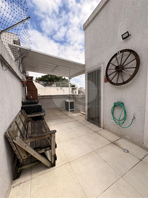 Sobrado novo em condomínio fechado na Água Fria