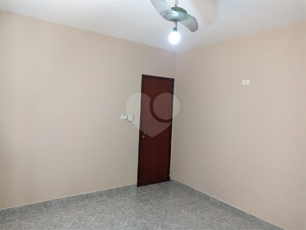 Casa à venda com 3 quartos, 105m² - Foto 28