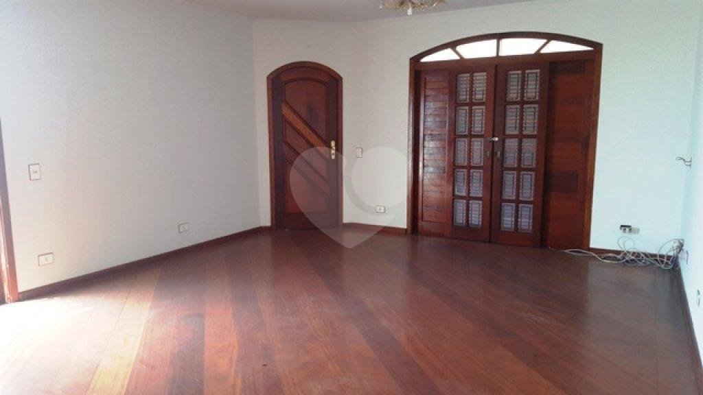 Sobrado à venda com 3 quartos, 210m² - Foto 9