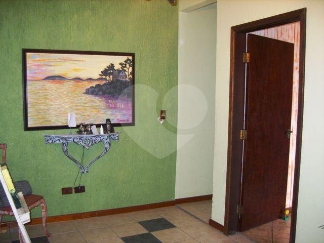 Casa à venda com 3 quartos, 300m² - Foto 13