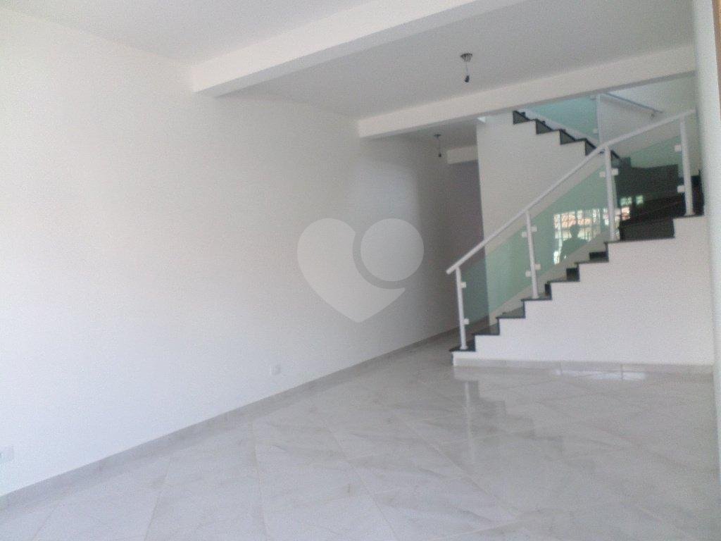 Sobrado à venda com 3 quartos, 250m² - Foto 2