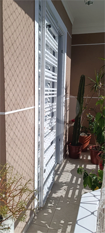 Sobrado Aconchegante com 3 Quartos e Espaço Gourmet em ótima localização