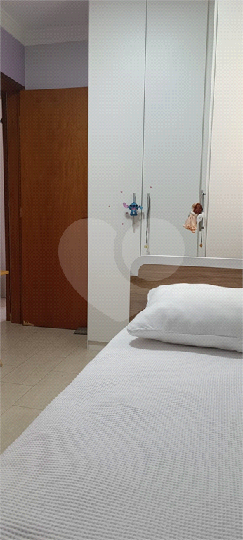 Sobrado Aconchegante com 3 Quartos e Espaço Gourmet em ótima localização