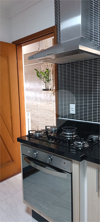 Sobrado Aconchegante com 3 Quartos e Espaço Gourmet em ótima localização