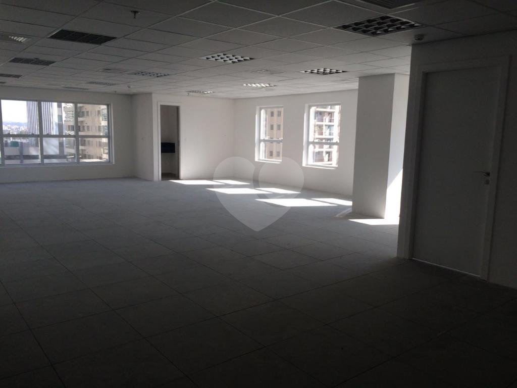 SALAS em ALPHAVILLE CENTRO INDUSTRIAL E EMPRESARIAL/ALPHAVI