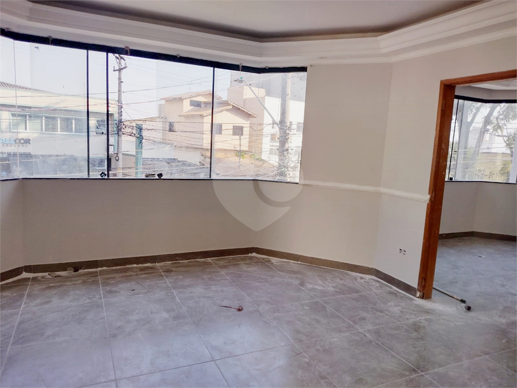 PRÉDIO INTEIRO em VILA MARIA