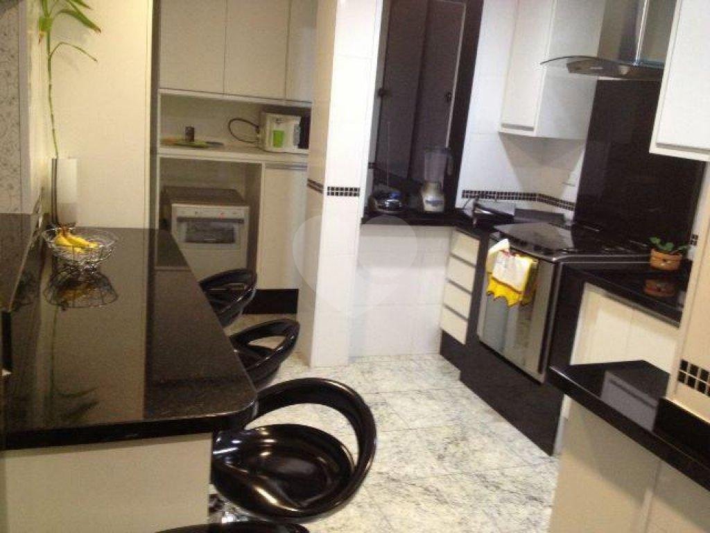 Sobrado à venda com 3 quartos, 300m² - Foto 5