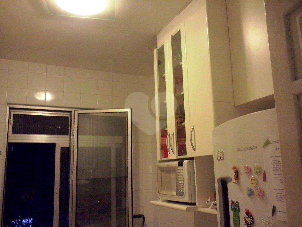 Apartamento à venda com 2 quartos, 120m² - Foto 19