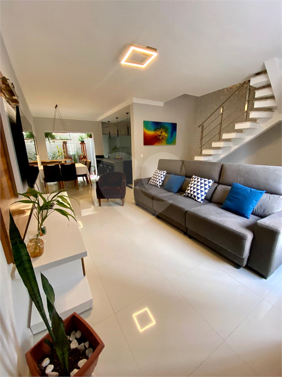 Sobrado em condomínio fechado Jardim São Paulo Zona Norte