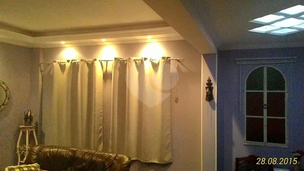 SOBRADO A VENDA NA VILA BRASILÂNDIA - 3 DORMS (1 SUÍTE), CHURRASQUEIRA E 3 VAGAS DE GARAGEM