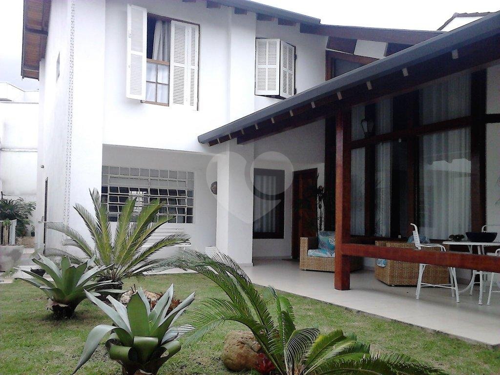 SOBRADO em JARDIM FRANCA