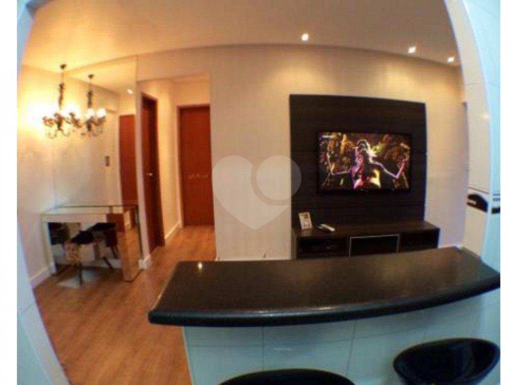 Belo apartamento no bairro do Ocean na Praia Grande.