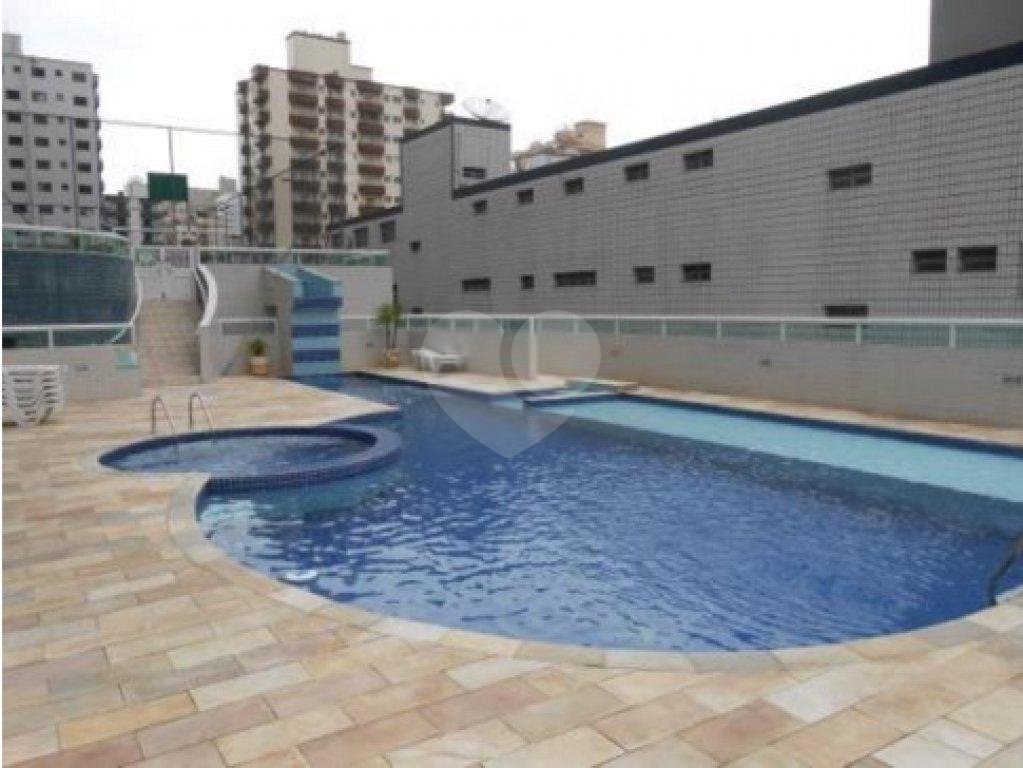 Belo apartamento no bairro do Ocean na Praia Grande.