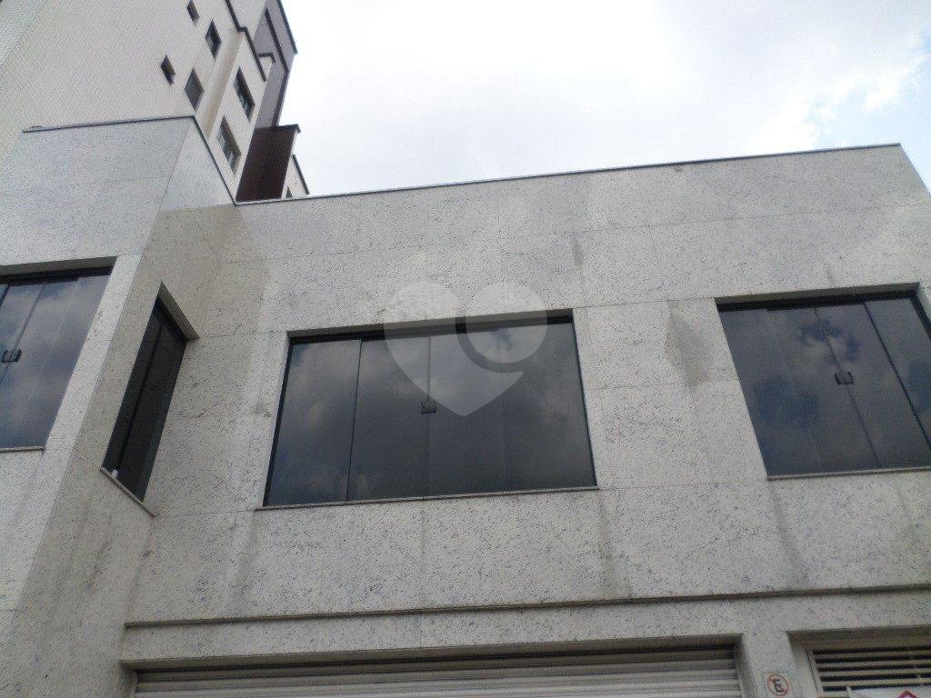 PRÉDIO INTEIRO em VILA MAZZEI