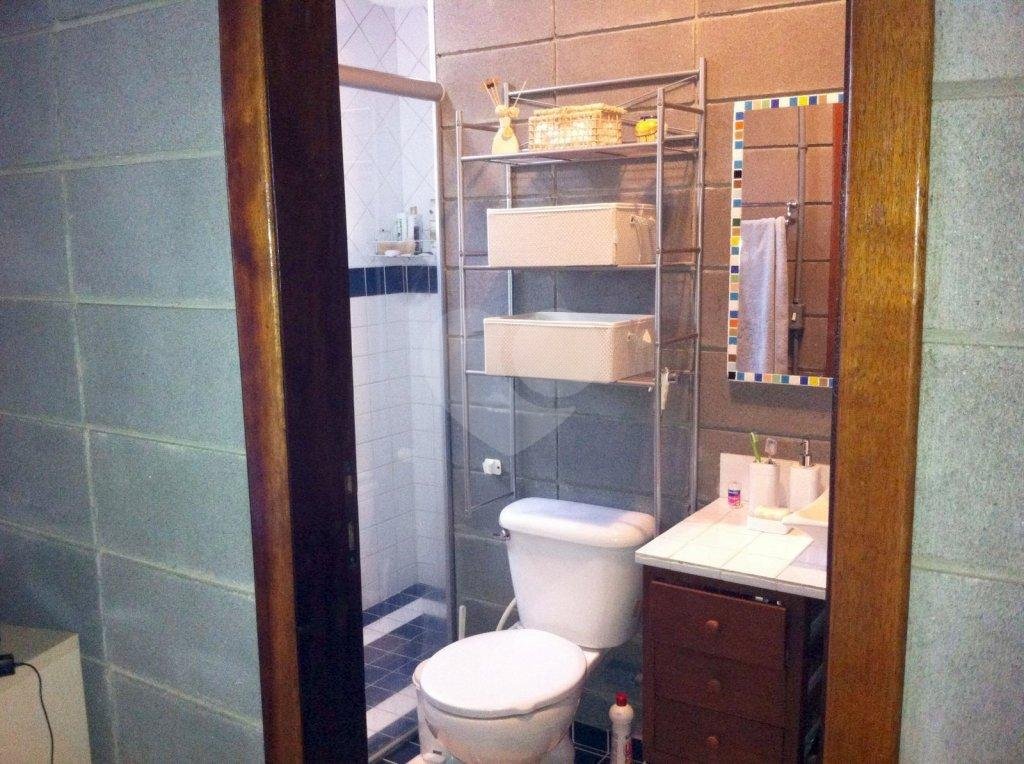 Casa térrea a venda no Jardim Guapira - 4 quartos (1 suíte) e 5 vagas de garagem