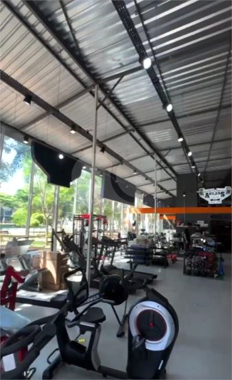 PRÉDIO INTEIRO em VILA DOM PEDRO II