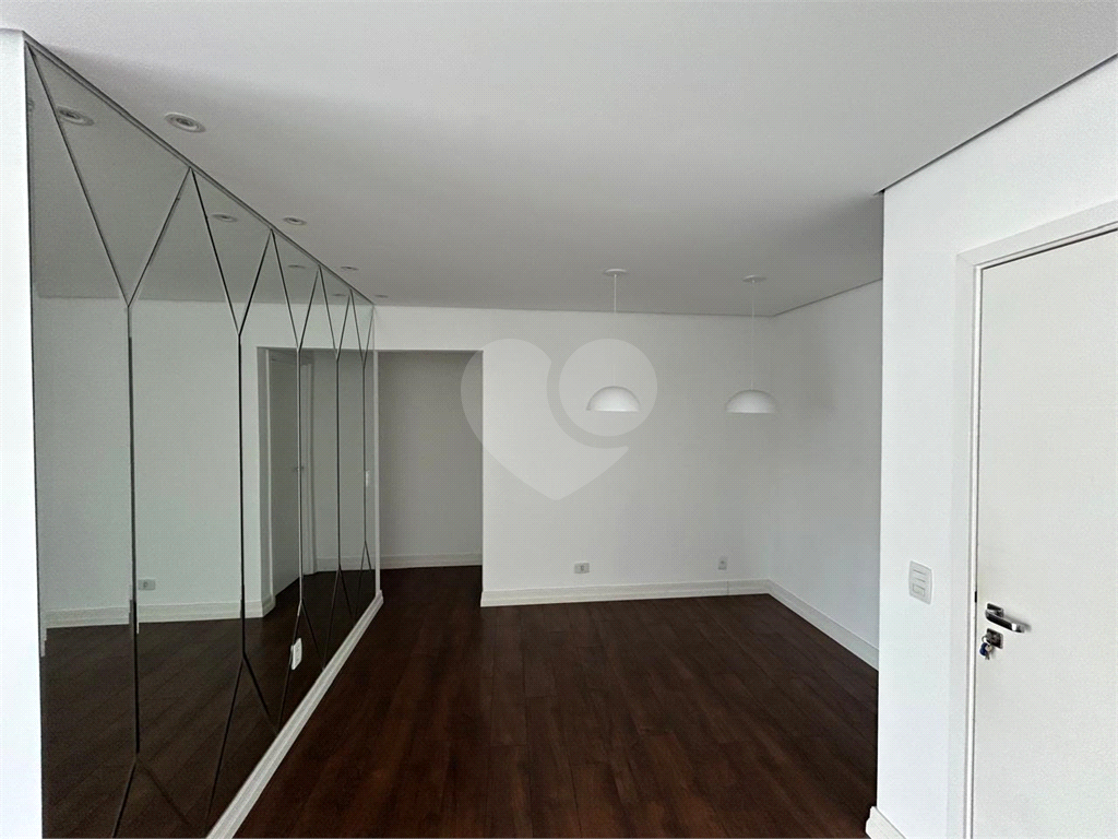 Parada Inglesa- Apartamento 03 dormitórios, 01  suite/ sacada/02 vagas e lazer completo. ... 