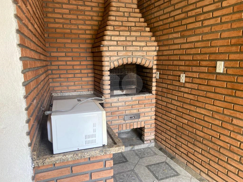 Sobrado à venda com 3 quartos, 300m² - Foto 9