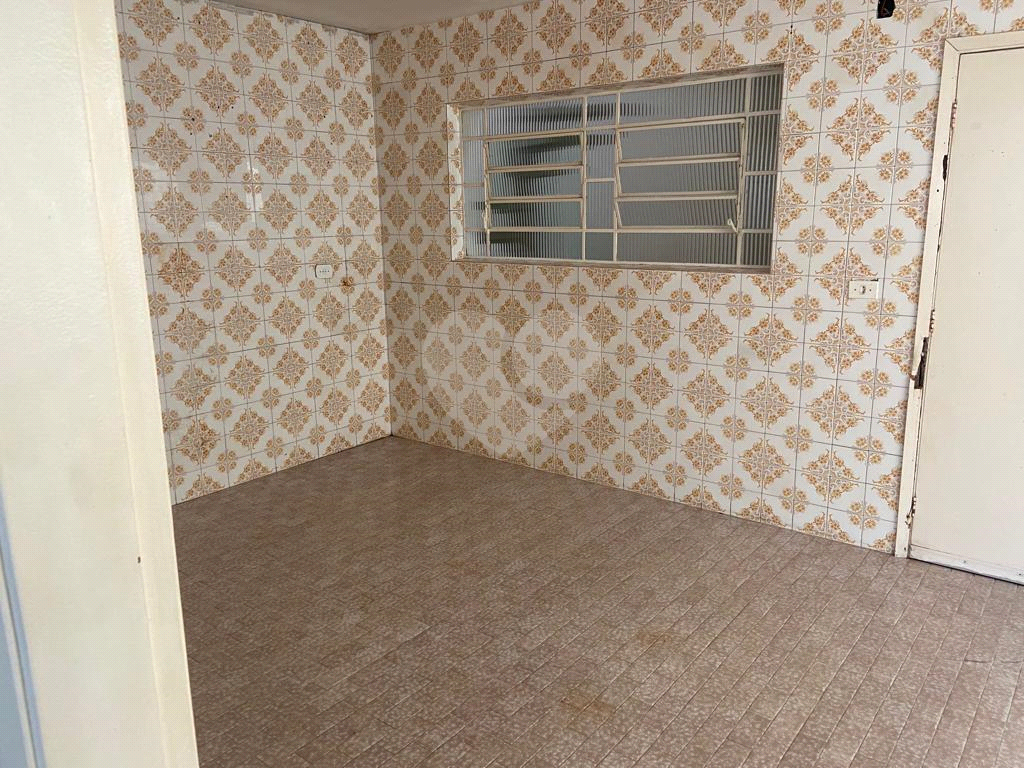 Sobrado à venda com 3 quartos, 300m² - Foto 18