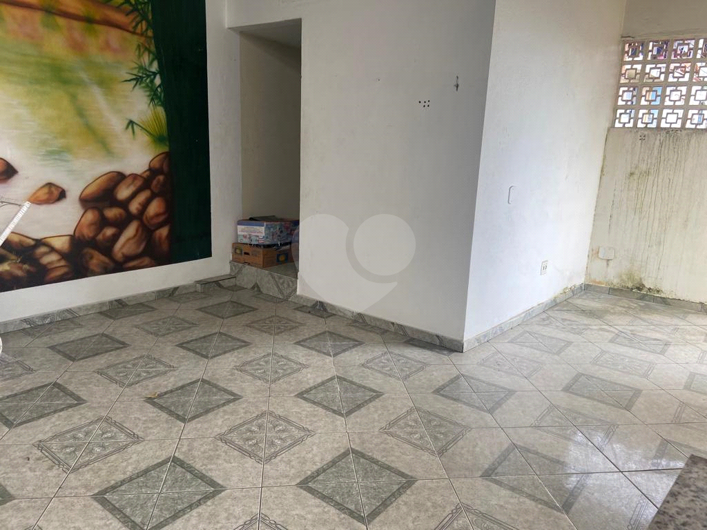 Sobrado à venda com 3 quartos, 300m² - Foto 23