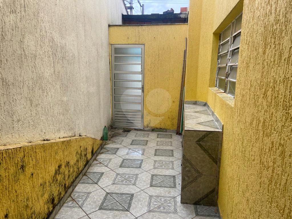 Sobrado à venda com 3 quartos, 300m² - Foto 24