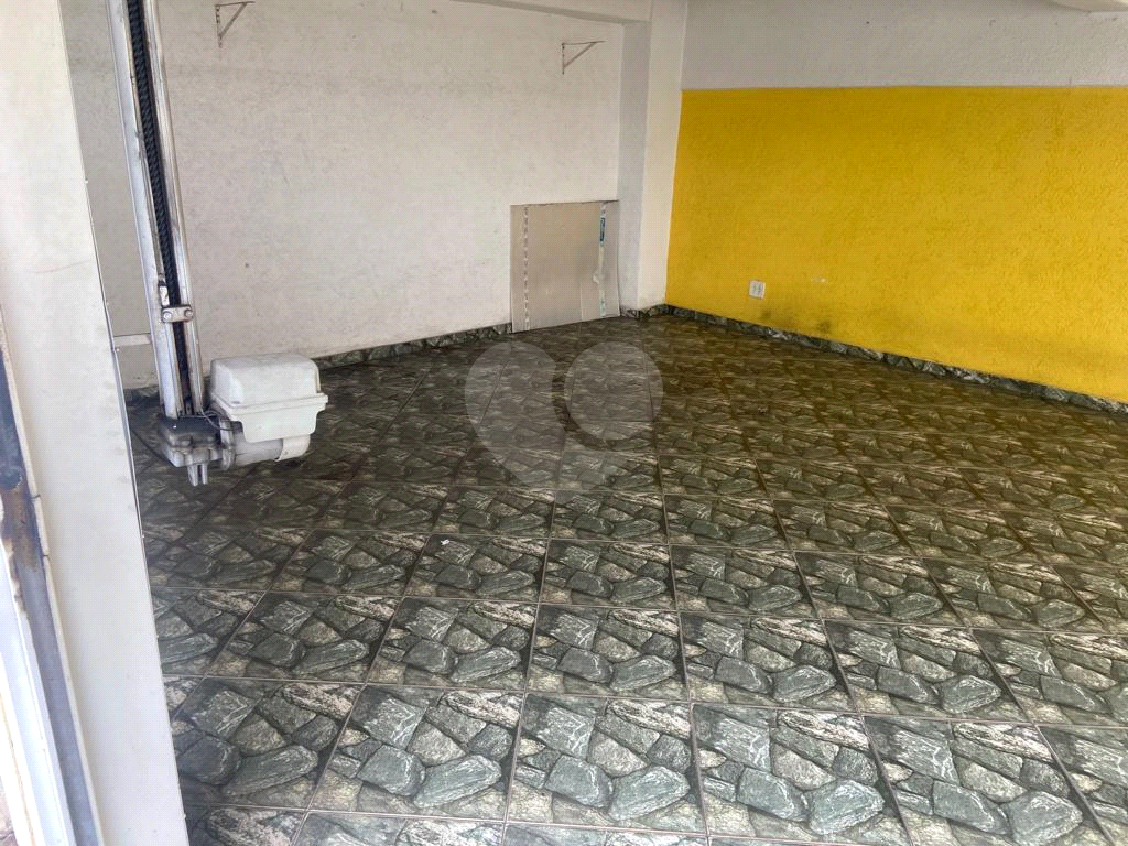 Sobrado à venda com 3 quartos, 300m² - Foto 10