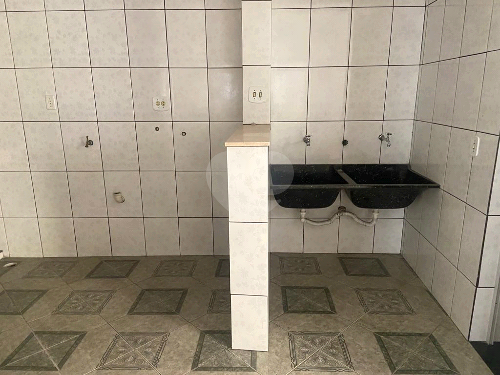 Sobrado à venda com 3 quartos, 300m² - Foto 22