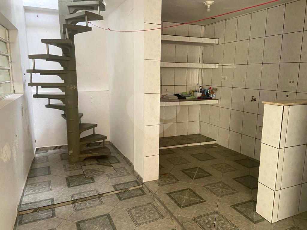 Sobrado à venda com 3 quartos, 300m² - Foto 21