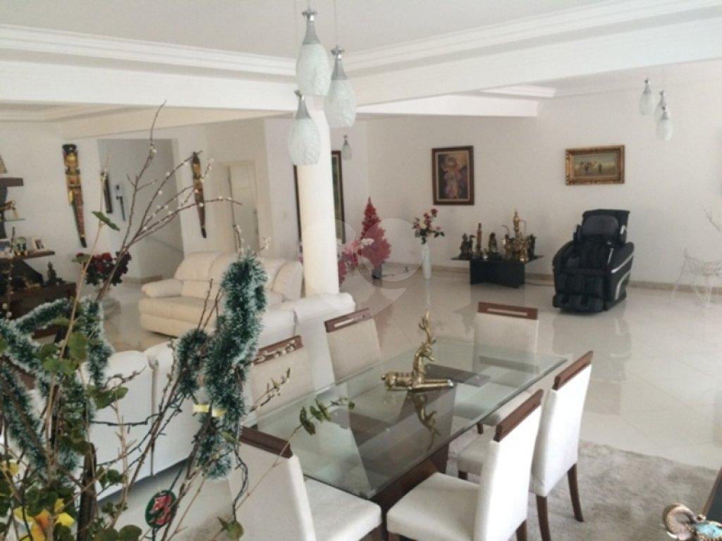 Sobrado Jardim França | 4 Suítes | 450m² | Espaço Gourmet | Lazer Completo
