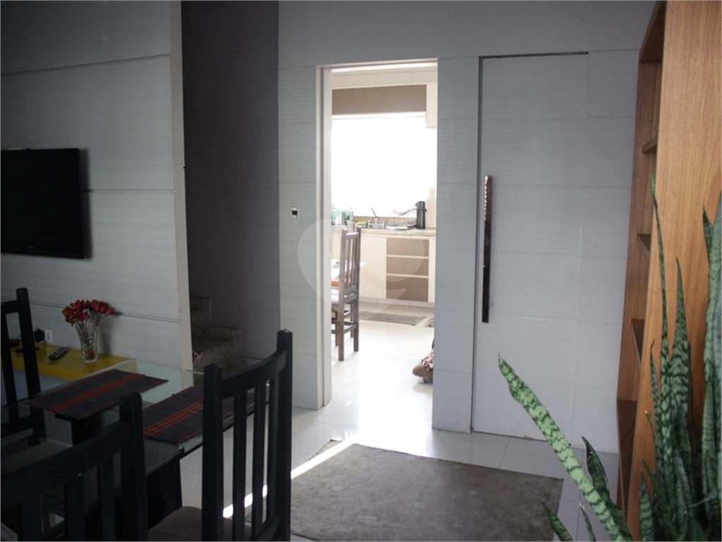 Sobrado à venda com 3 quartos, 120m² - Foto 5