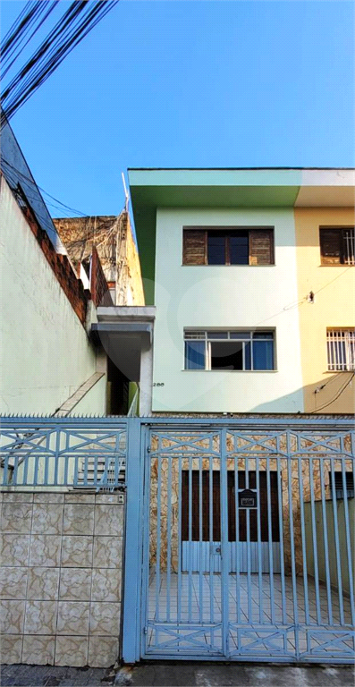 Sobrado à venda na Parada Inglesa com 03 Dormitórios por R$ 780.000,00