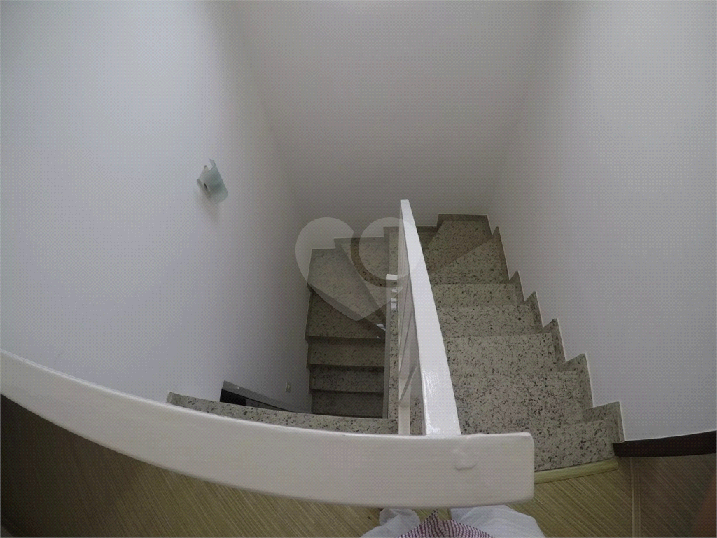 Sobrado com 3 suites próximo ao horto florestal