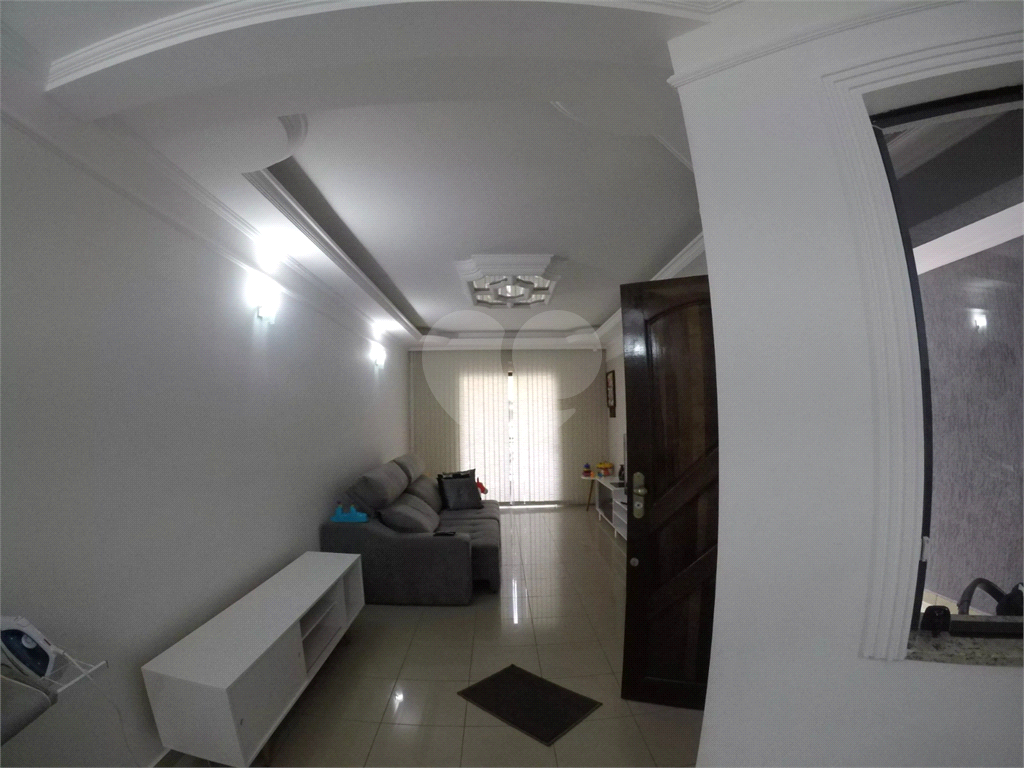 Sobrado com 3 suites próximo ao horto florestal