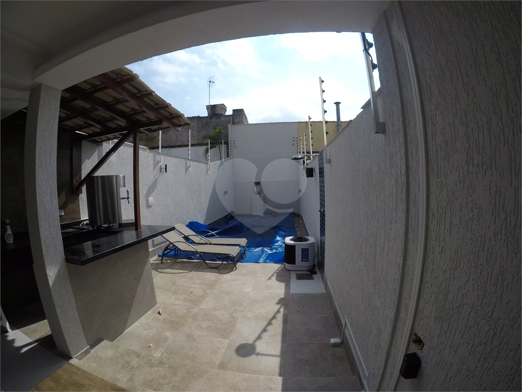 Sobrado com 3 suites próximo ao horto florestal