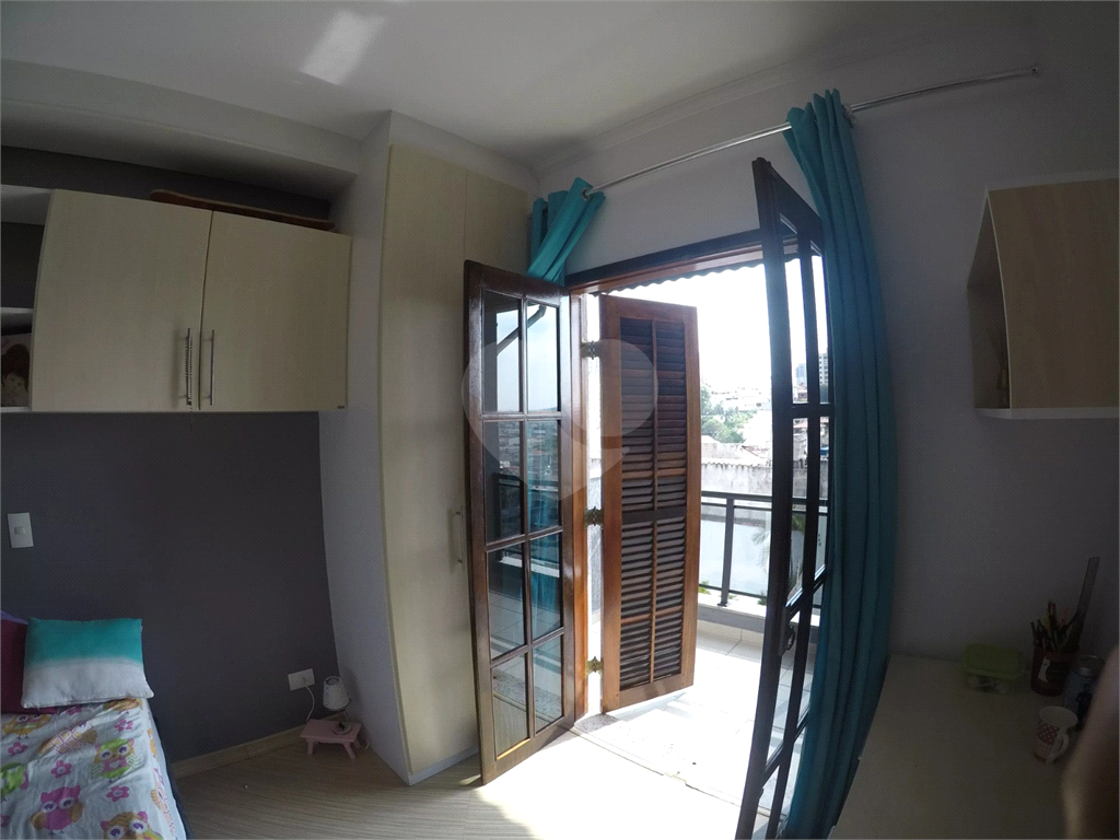Sobrado com 3 suites próximo ao horto florestal