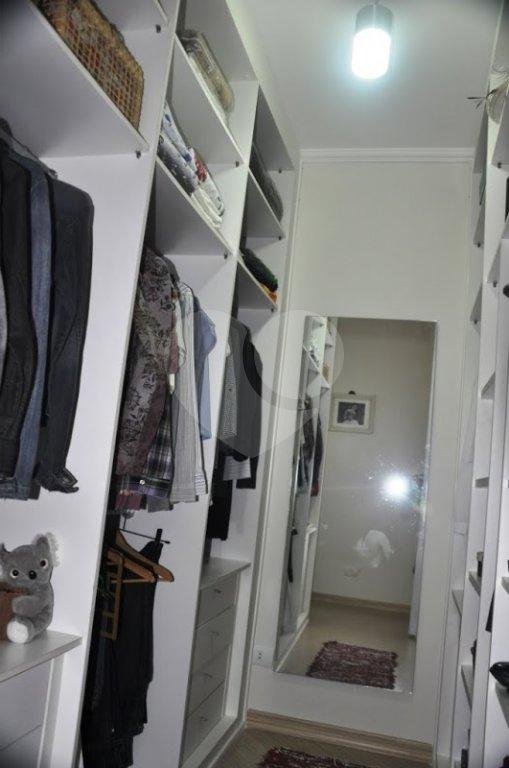 Sobrado com 3 suites próximo ao horto florestal