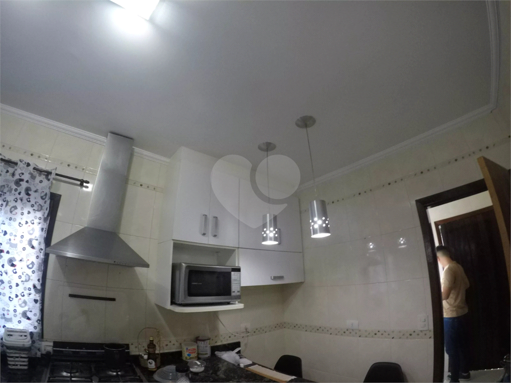 Sobrado com 3 suites próximo ao horto florestal
