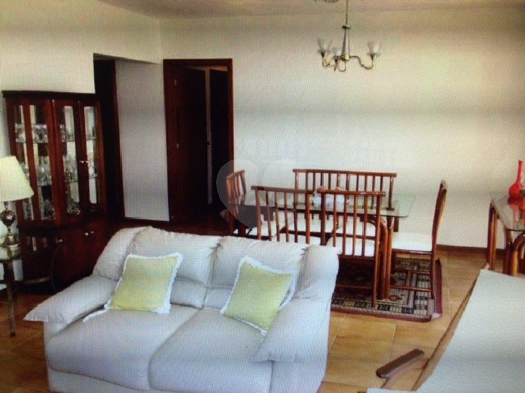 APARTAMENTO em PITANGUEIRAS