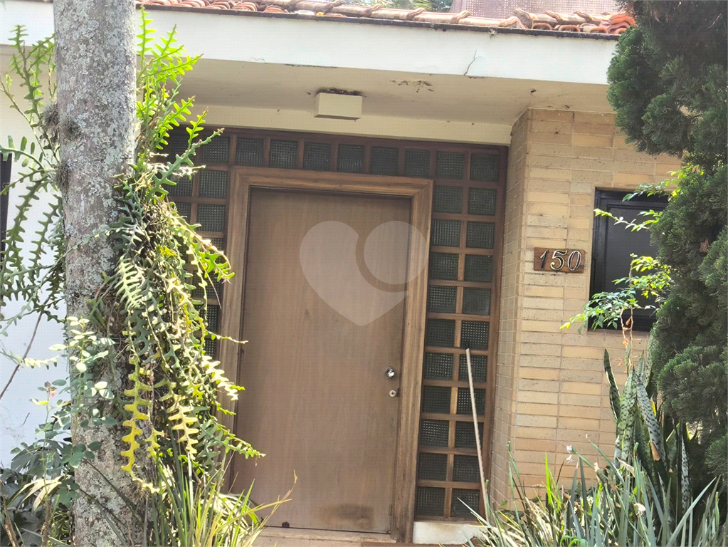 Casa de alto padrão no Horto  5.500 m²
