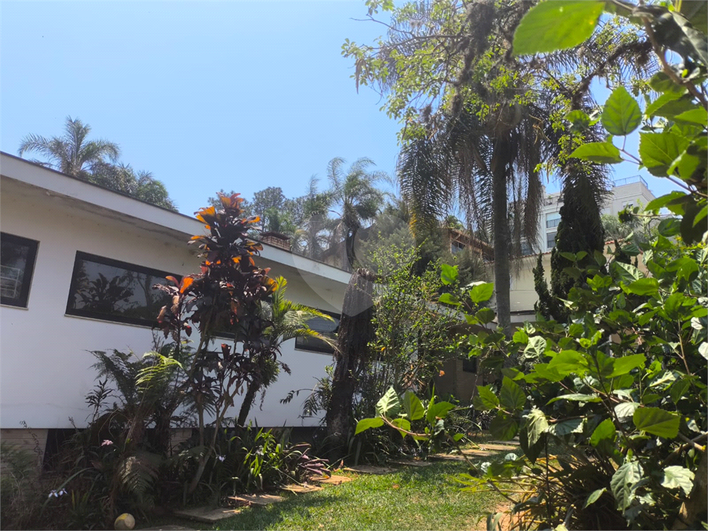 Casa de alto padrão no Horto  5.500 m²